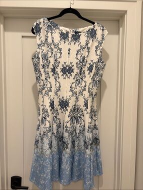 Gabby Skye White and Blue Floral Midi Dress